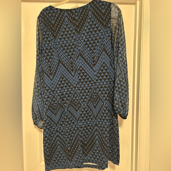 Danny & Nicole Blue and Black Patterned Long Sleeve Dress - Picture 6 of 7